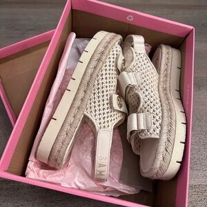 BRAND NEW! SAM & LIBBY Austin Platform Sandal